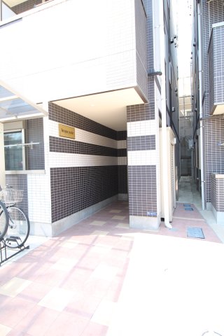 エントランス　ブランノワール　北区東田端2
