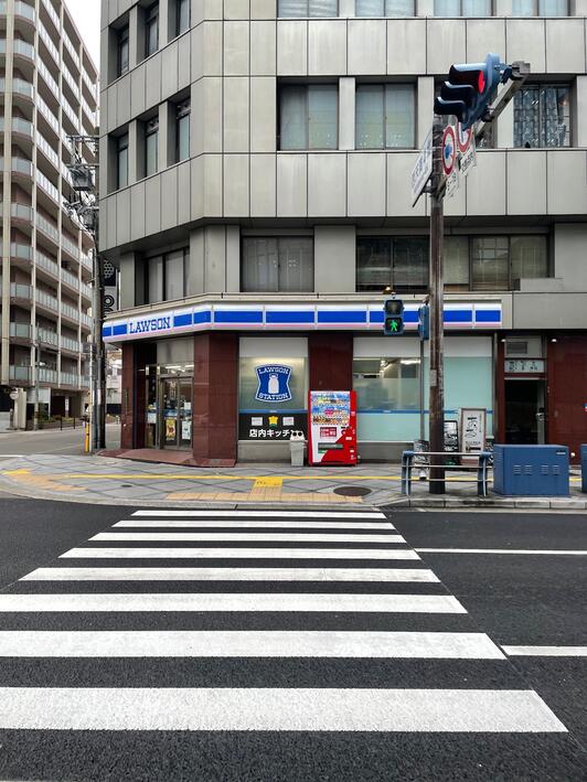 コンビニ　ローソン 西天満六丁目店（コンビニ）まで152m