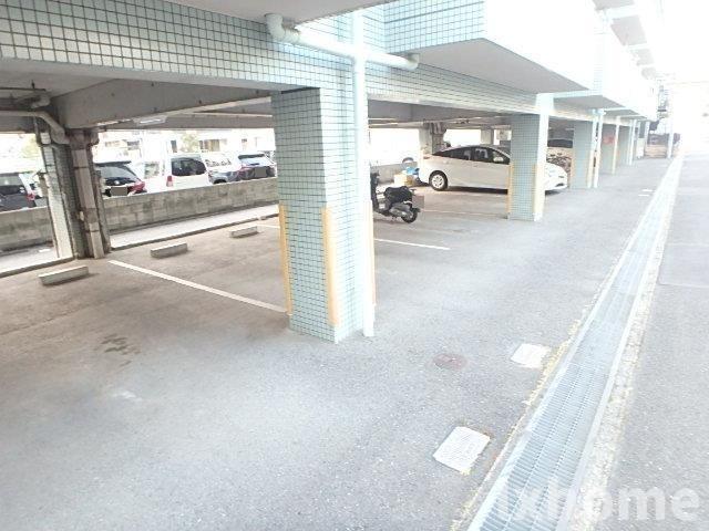 駐車場　駐車場完備です