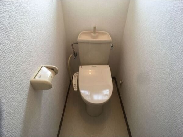 トイレ　図面と現状に相違がある場合には現状を優先