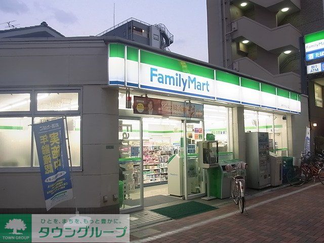 コンビニ　ファミリーマート（コンビニ）まで43m
