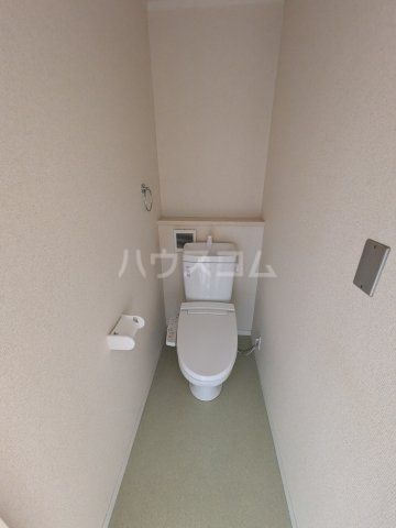 ＪＲ東海道本線 安倍川駅 徒歩13分 3階建 築40年のトイレ写真