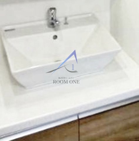 洗面設備　独立洗面台です。