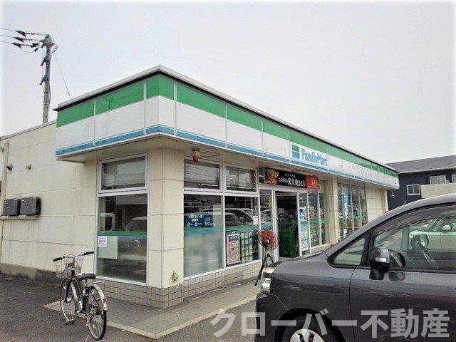 その他　ファミリーマート三野町店まで900m
