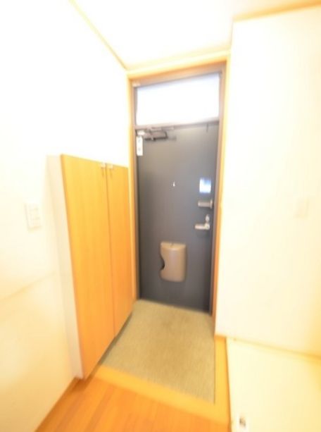 玄関　弊社は都内全域の物件をご紹介可能です！