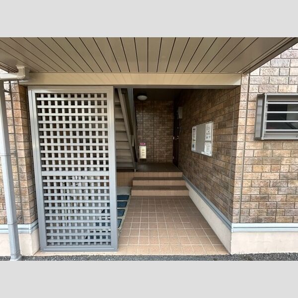 玄関　エントランス