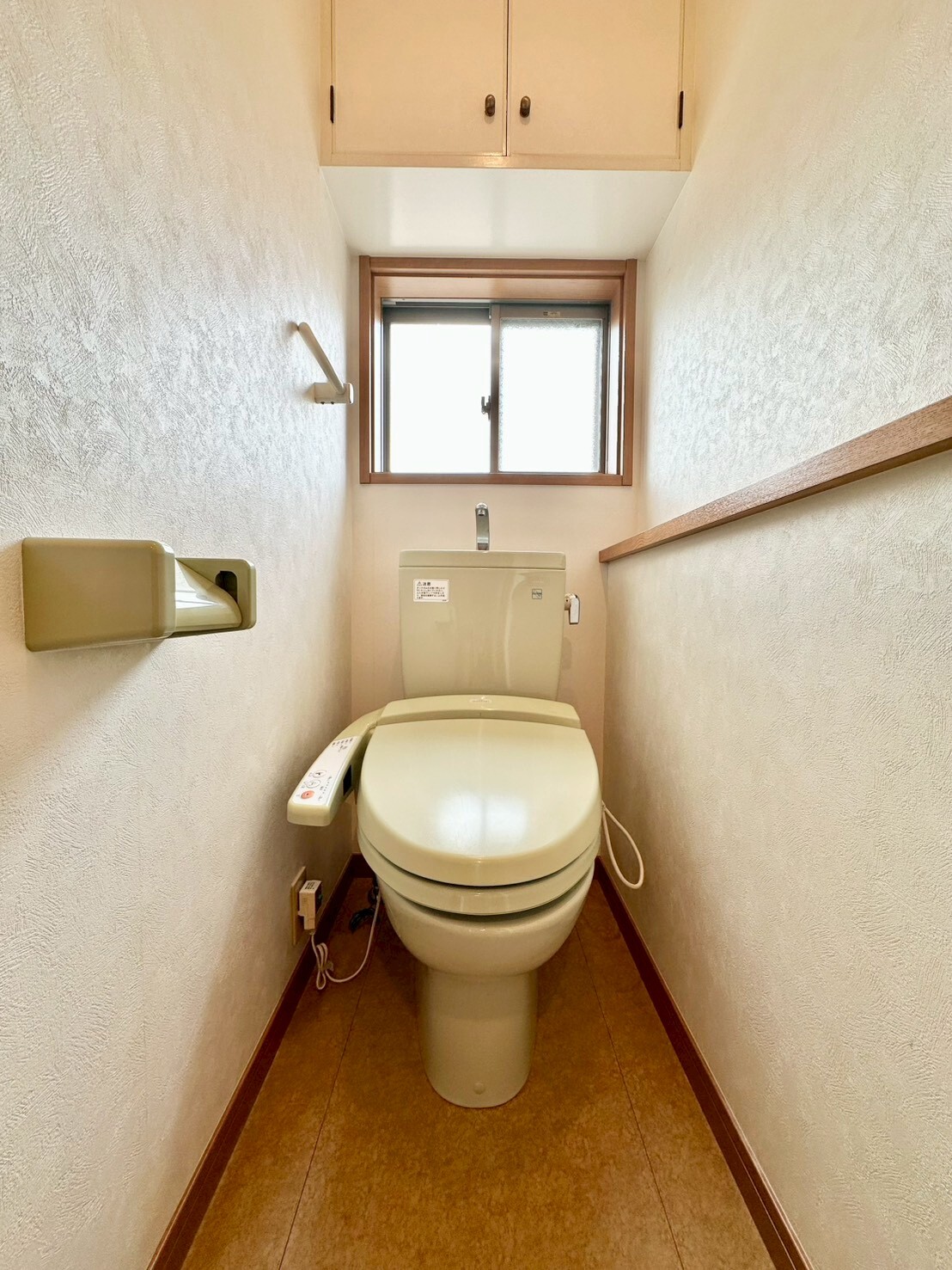吉町5丁目戸建のトイレ写真