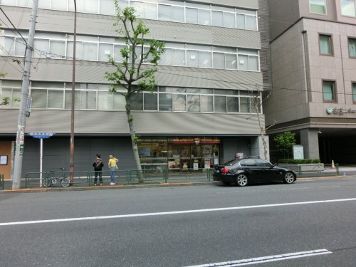 コンビニ　セブンイレブン 赤坂8丁目店（コンビニ）まで144m