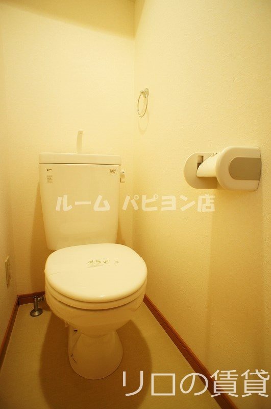 トイレ　別号室イメージ