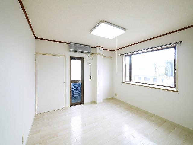 その他部屋・スペース　コンパクトで使いやすい洋室です