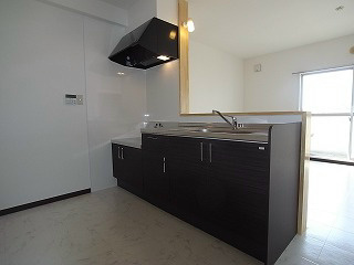 キッチン　別部屋イメージ（仕様が異なります）