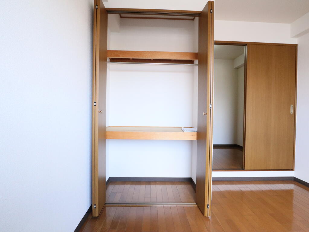 収納　クローゼット