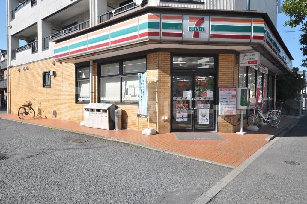 コンビニ　セブンイレブン篠崎店（コンビニ）まで300m