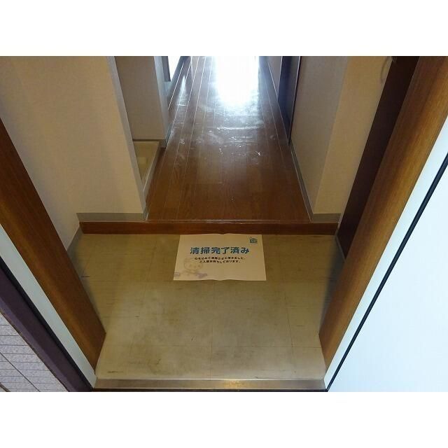 玄関　別部屋参照写真
