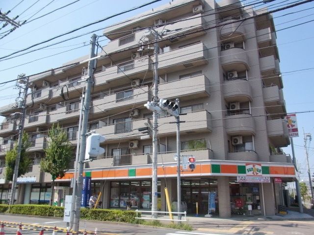 コンビニ　サンクス（コンビニ）まで950m