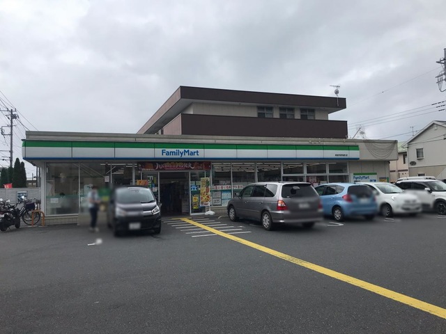 コンビニ　ファミリーマート 新座市役所通り店（コンビニ）まで200m