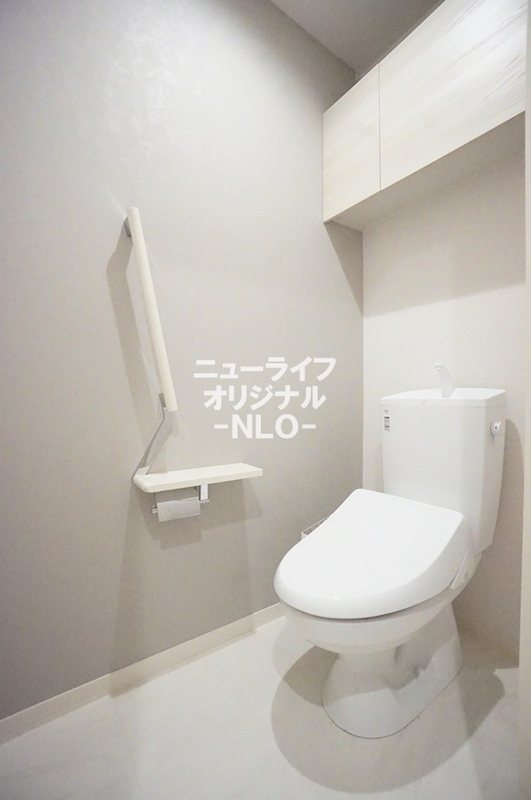 トイレ　洗浄力と快適さを兼ね備えた温水洗浄便座付き☆