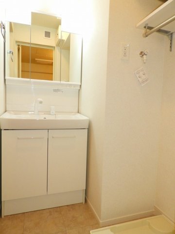 洗面設備　洗面所です