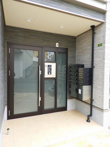 エントランス　毎日通るエントランスはこのようになっています