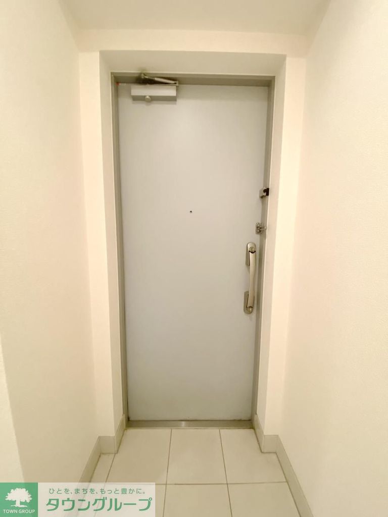玄関　洗面