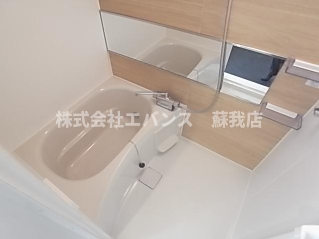バス・シャワールーム　日々の疲れを癒すお風呂付です