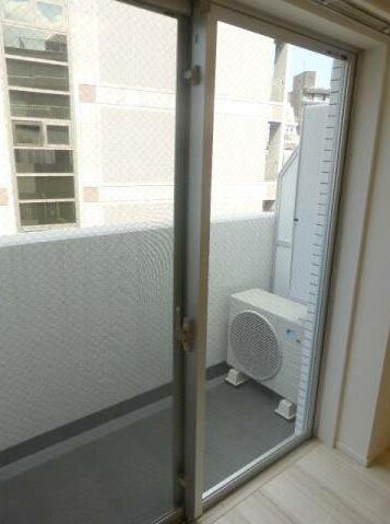 バルコニー　※別部屋の参考写真です。