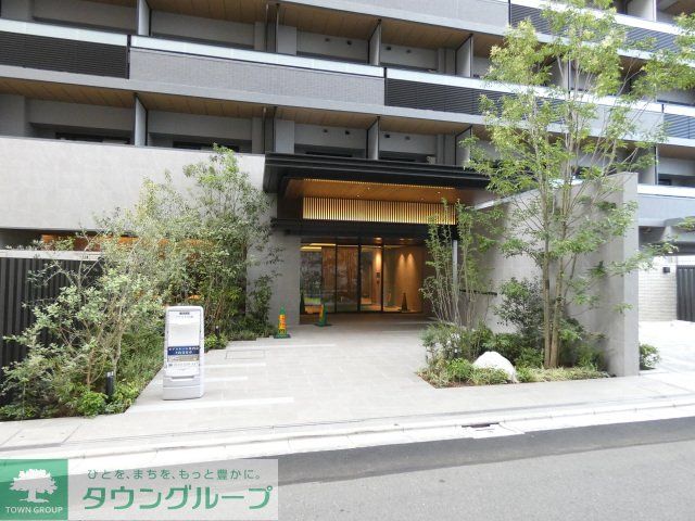 エントランス　エントランス