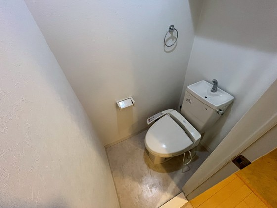 トイレ　※別部屋の写真です