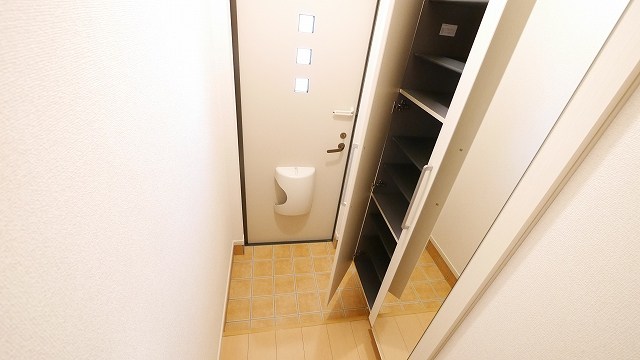 玄関　MODE不動産に賃貸おまかせ♪栃木県全域お探し可能♪初期費用