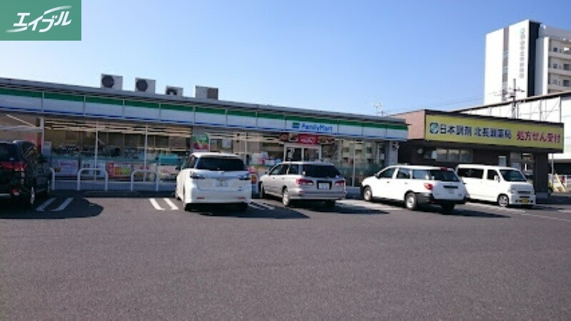 コンビニ　ファミリーマート岡山北長瀬店（コンビニ）まで374m