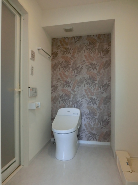 東急目黒線 西小山駅 徒歩10分 5階建 築12年のトイレ写真