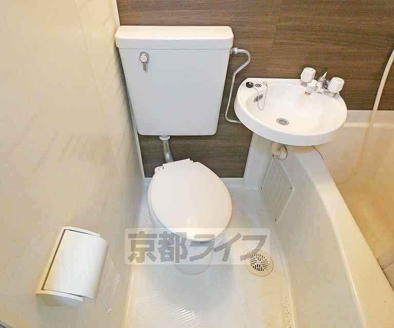 トイレ　きれいなトイレです