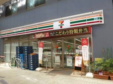 コンビニ　セブンイレブン 杉並阿佐谷南1丁目店（コンビニ）まで385m