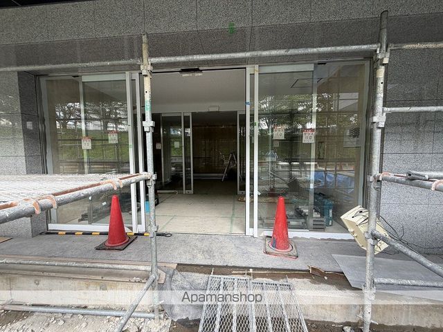 地下鉄御堂筋線 江坂駅 徒歩10分 10階建 新築の外観写真