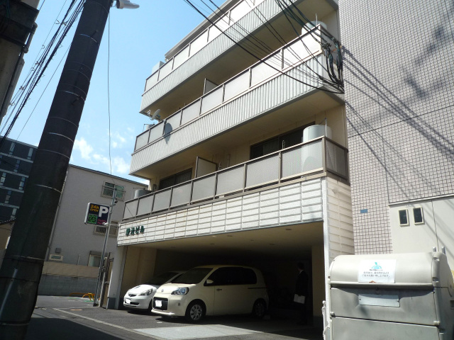 建物外観　駅近の利便性と、ワンフロアの開放感！