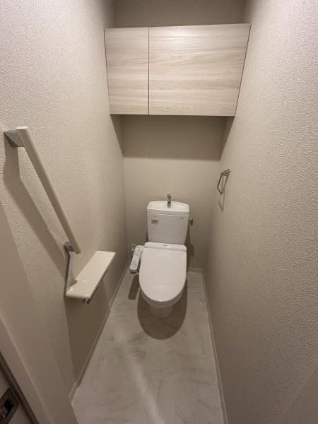トイレ　ウォシュレット完備