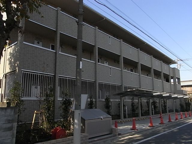 建物外観　最寄駅まで徒歩3分の駅前立地
