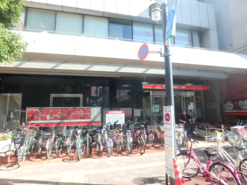 銀行　三菱東京UFJ銀行 烏山支店（銀行）まで1084m