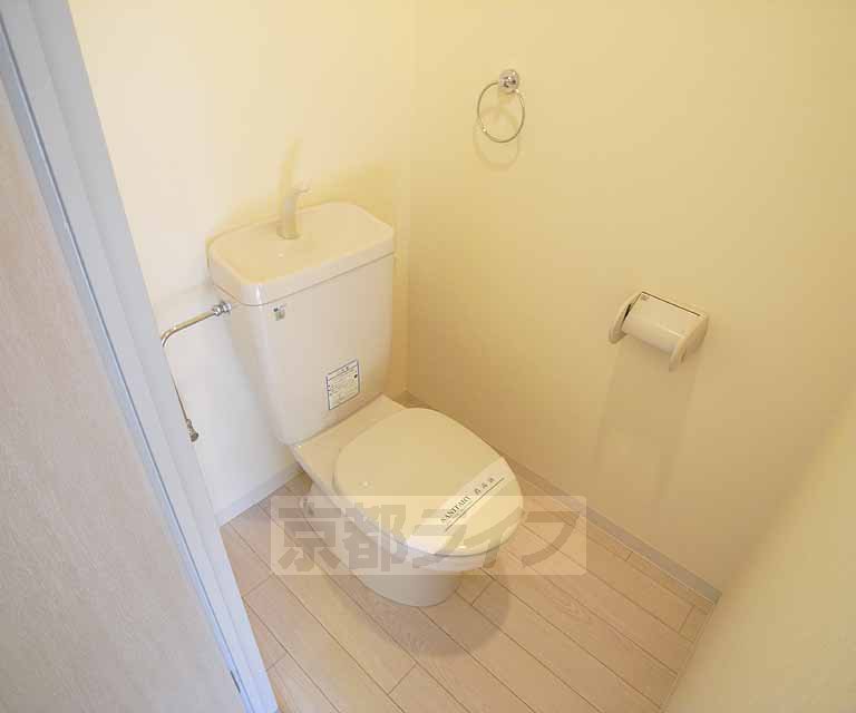 トイレ　洋式のトイレです。
