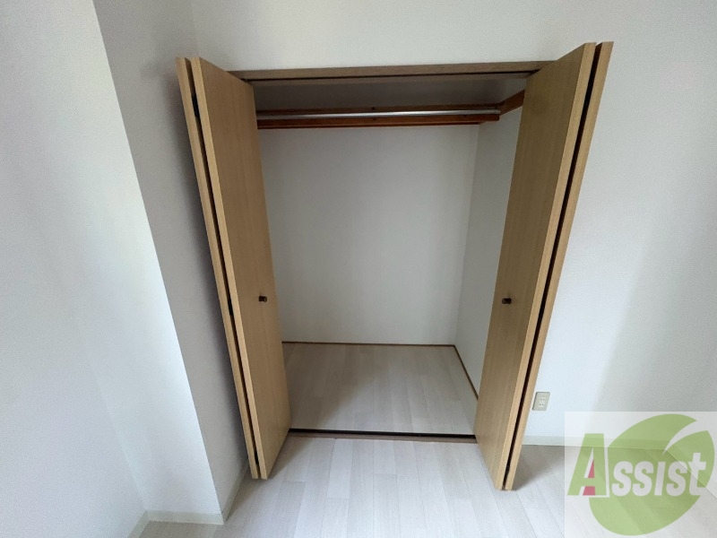 収納　収納もバッチリあるのでお部屋が片付きますよ！