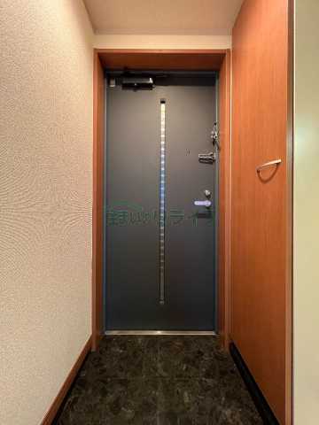 玄関　エーデル三軒茶屋
