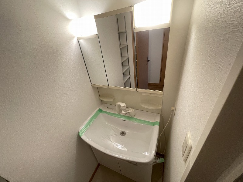 洗面設備　忙しい朝には欠かせない洗面所です