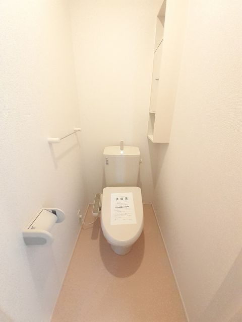 高松琴平電鉄琴平線 三条駅 徒歩20分 3階建 築9年のトイレ写真