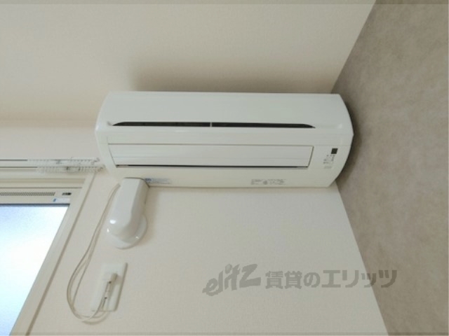 その他設備　給湯器リモコン