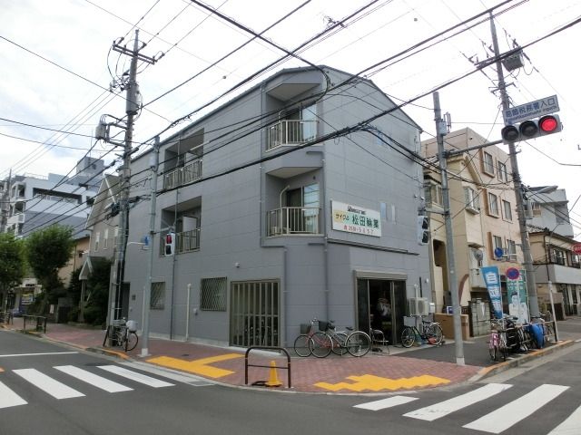 アヴァンスMの外観写真