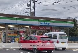 コンビニ　ファミリーマート川口戸塚店（コンビニ）まで655m