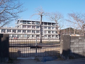 その他　草川小学校（その他）まで500m