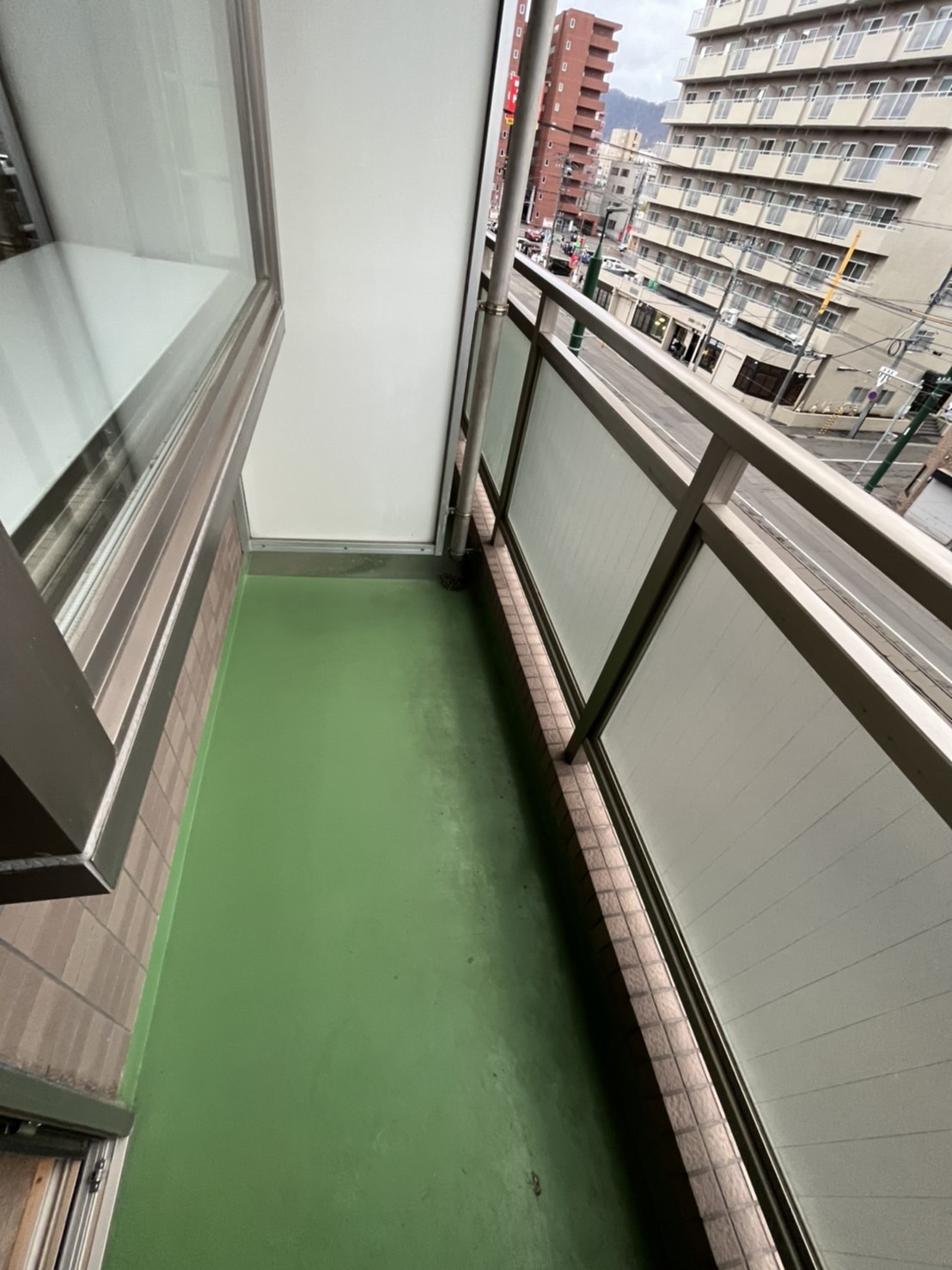 地下鉄南北線 中島公園駅 徒歩5分 11階建 築26年の内装写真