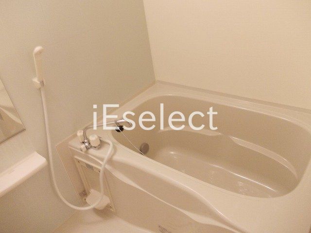 バス・シャワールーム　追い焚き機能付きです★