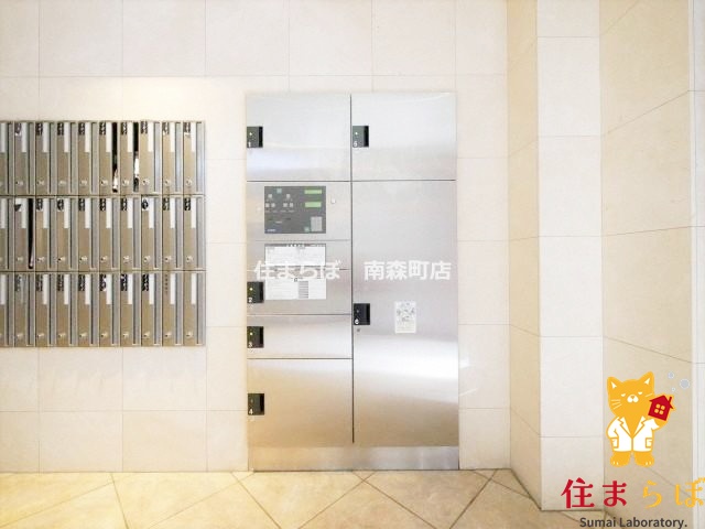 地下鉄堺筋線 北浜駅 徒歩5分 13階建 築22年の外観写真